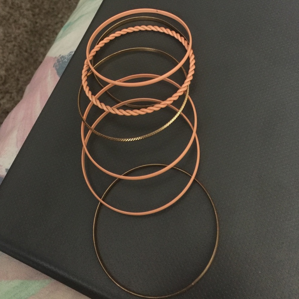 Seven arm bangles - Picture 2 of 2