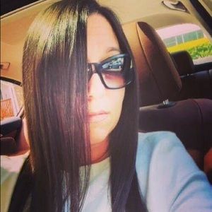 Meet your Posher, Christine