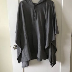 Cuddl Duds hooded poncho