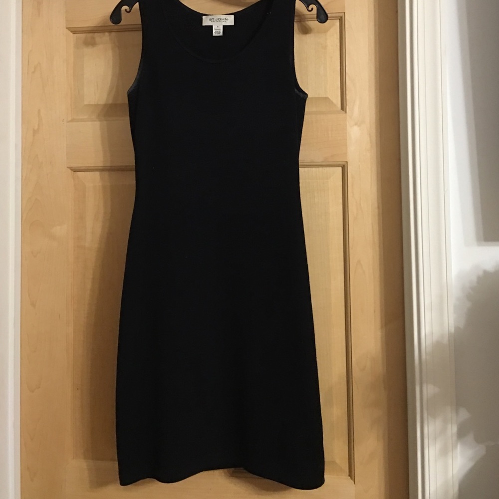 St. John BASIC Santana knit sheath dress