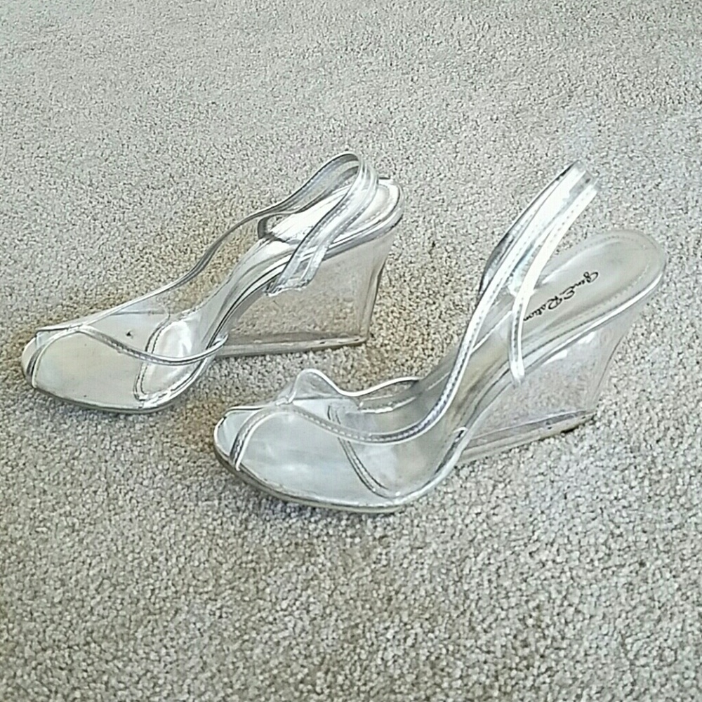 Gen E Ration wedge transparent heels