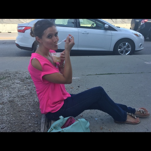 Meet your Posher, Kady - Picture 3 of 4