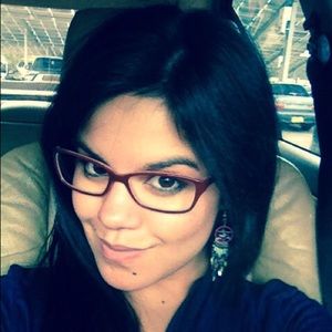 Meet your Posher, Erica