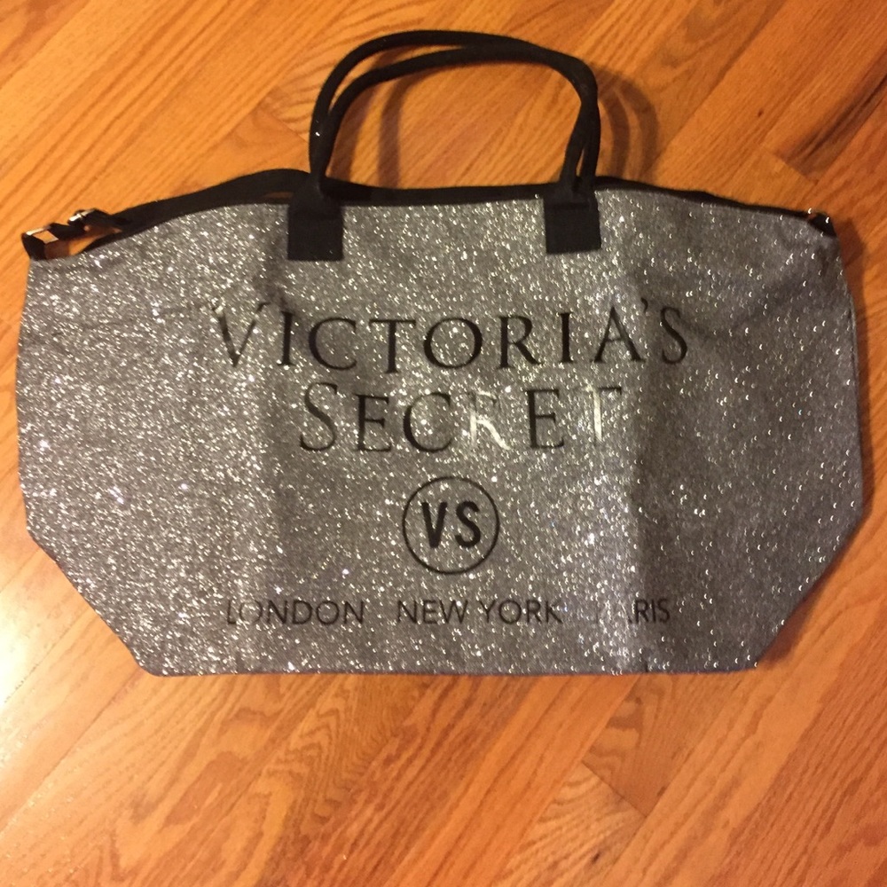 Victoria secret tote