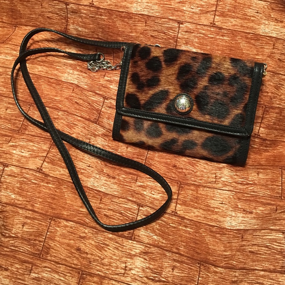 Brighton cross body clutch
