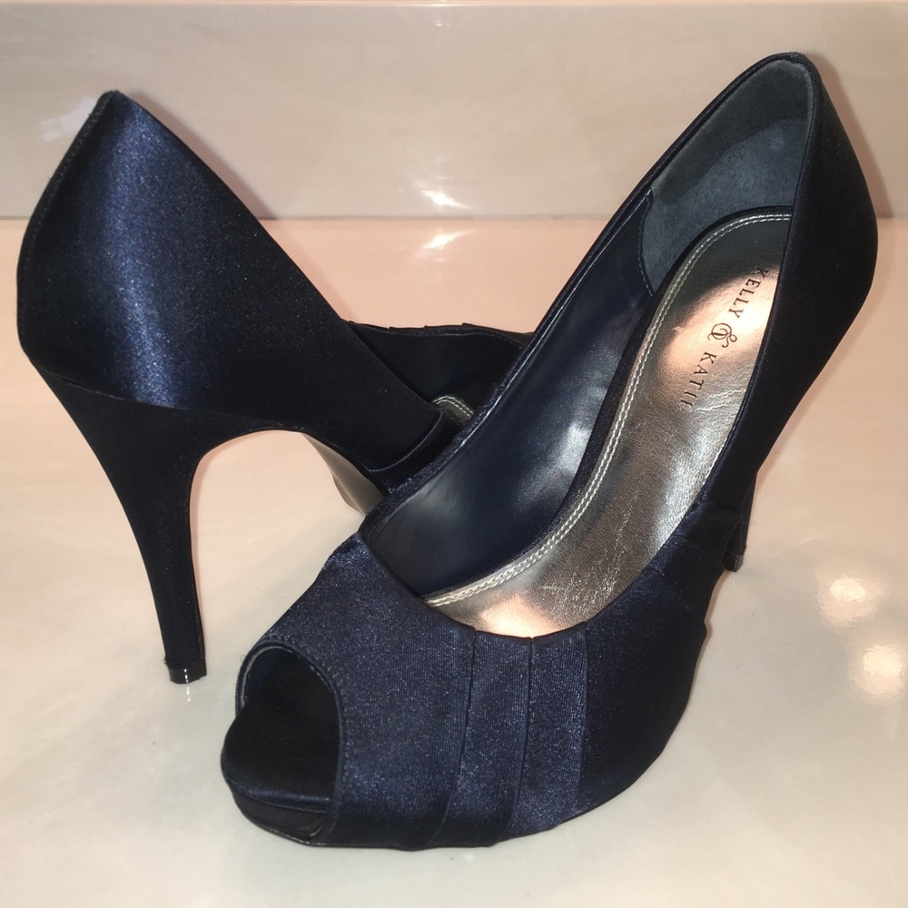Kelly & Katie Platform Peep Toe Pumps