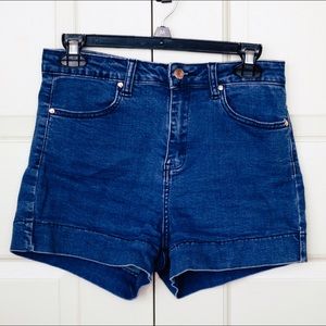 Blue jean shorts high waisted