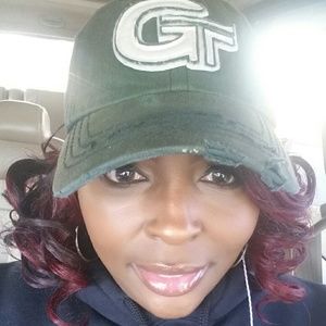 Meet your Posher, Sharon