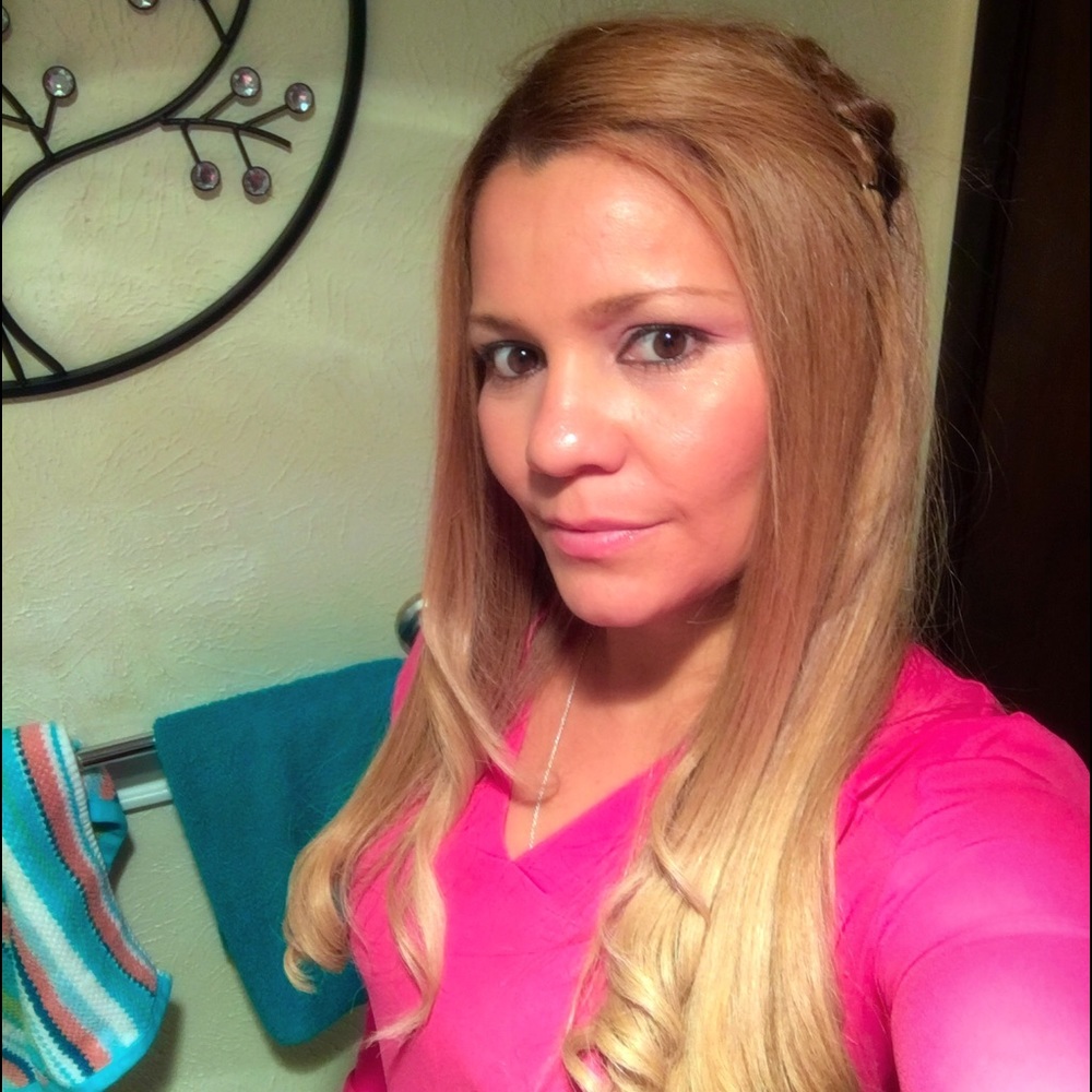 Meet your Posher, Raquel