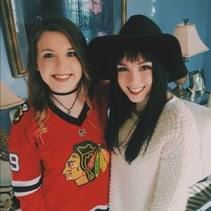 Meet your Posher, Mallory