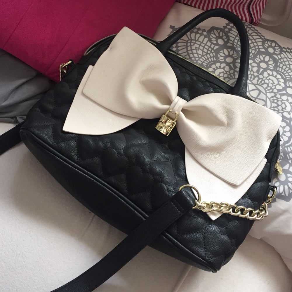 Betsey Johnson bag with white bow