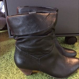 Steve Madden Maxximus Black Bootie - Size 6.5