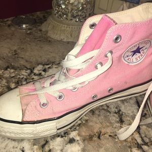 Pink converse