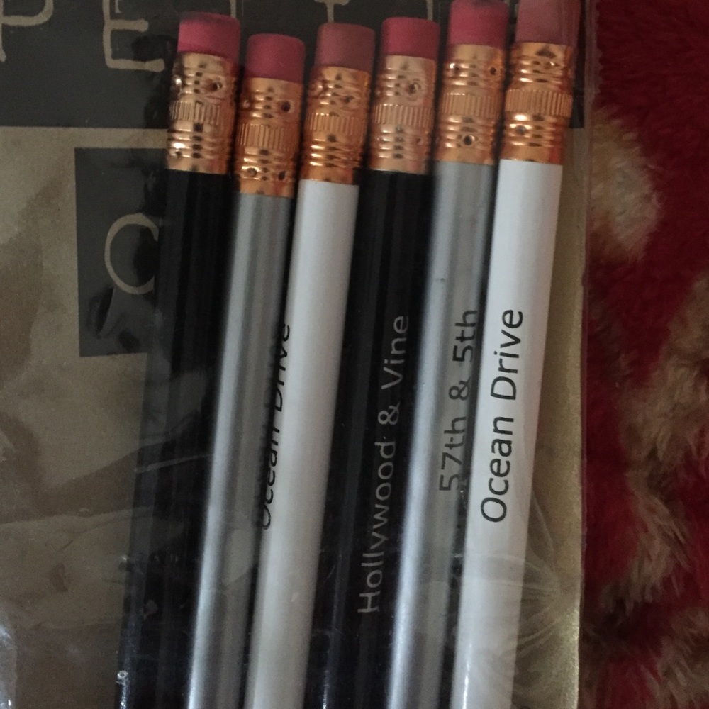 2 pencils