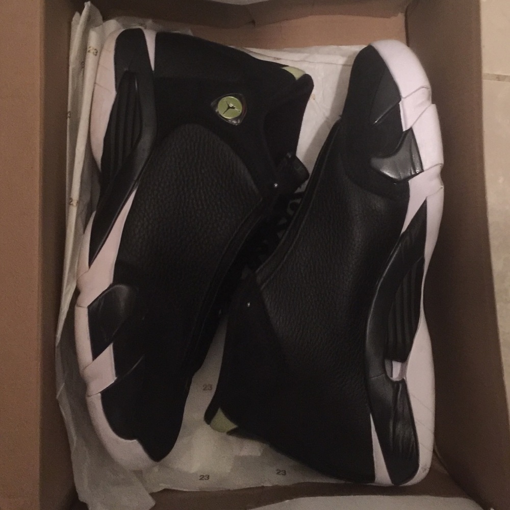 Jordan Retro 14 "Vivid Green"