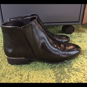Zara Basic Bootie