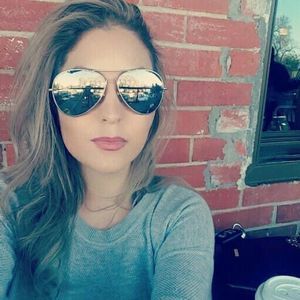 Meet your Posher, Chizelle