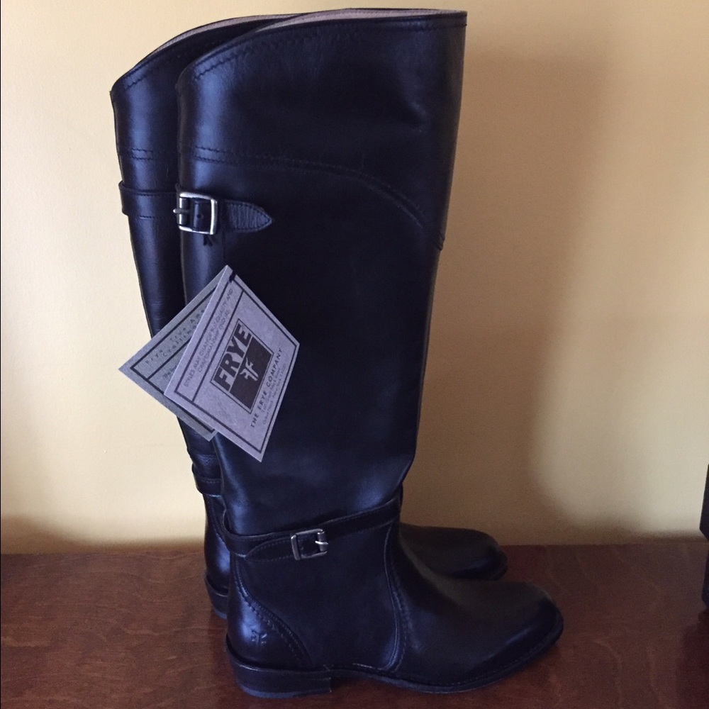 Frye black boots size 6