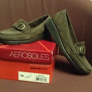 Aerosoles brown suede loafer