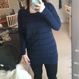 Blue and black pocket sweater/tunic