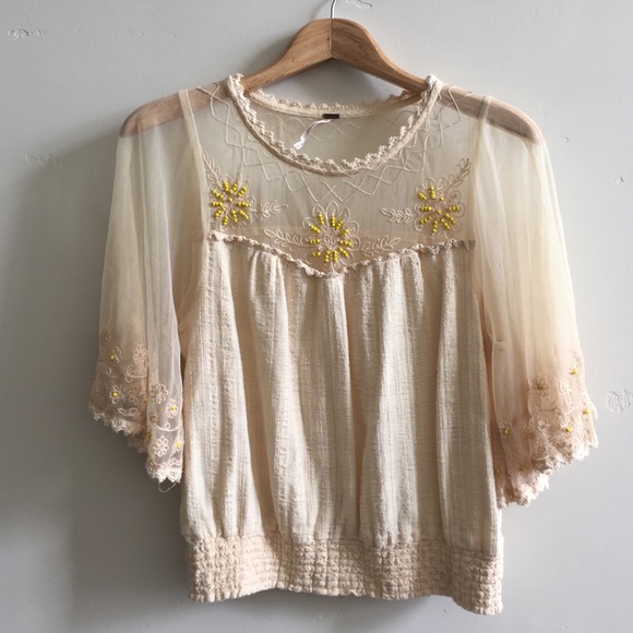 Free People Tops - 🎉Free People Lace Top 🎉