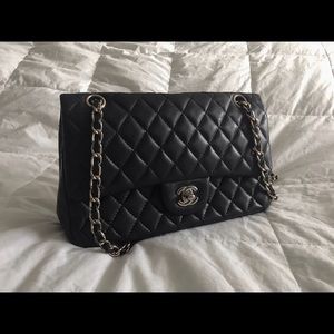 CHANEL Vintage  Medium Bag
