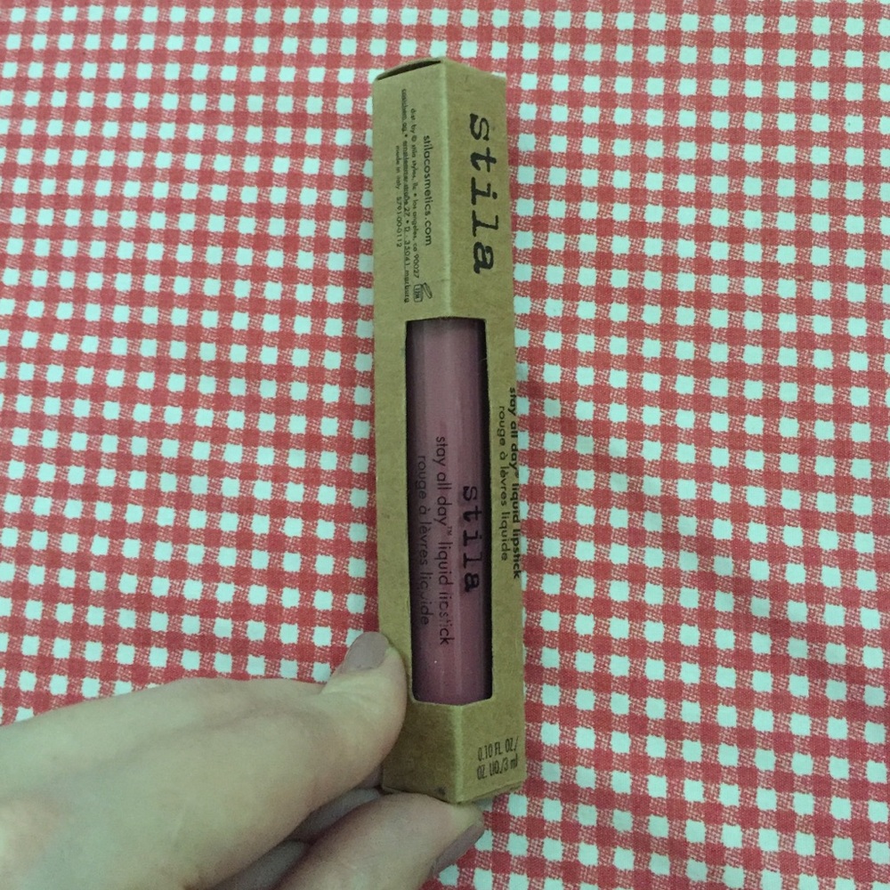 Stila stay all day liquid lipstick in Patina