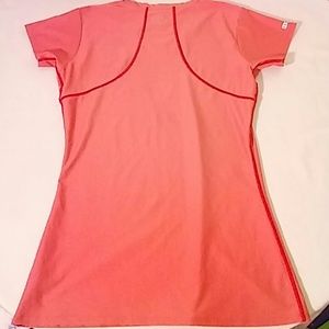 Under Armour Tops - Under Armour Womens M Fitted Crewneck Shirt Under Armour Tops - Under Armour Womens M Fitted Crewneck Shirt