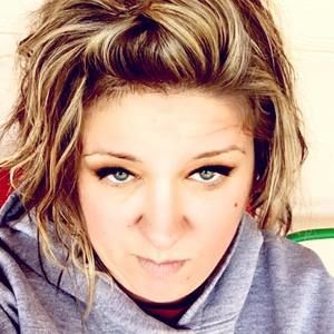 Meet your Posher, Candice