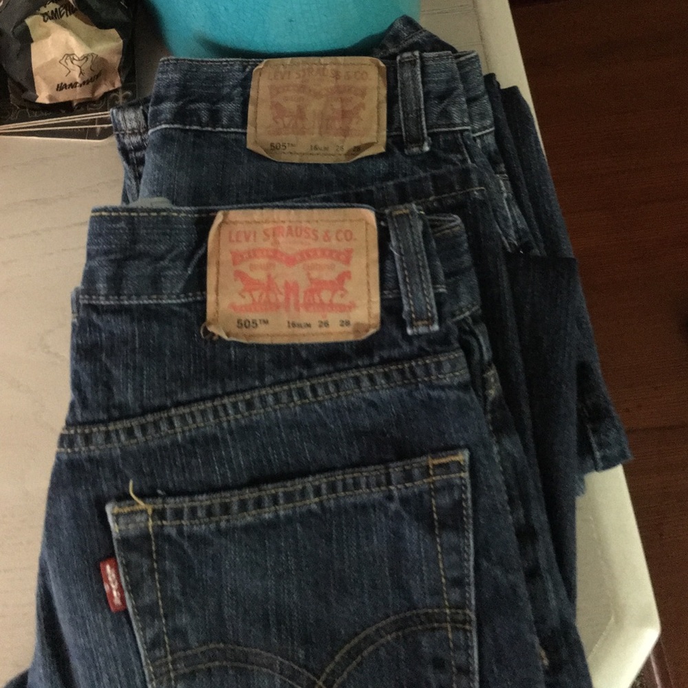 Levi's