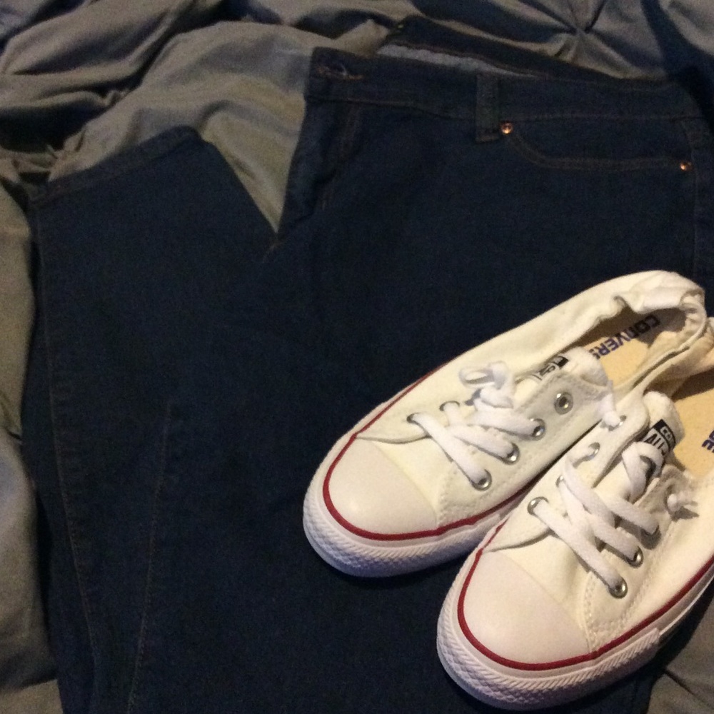 Forever 21 Denim Jeans (Short)