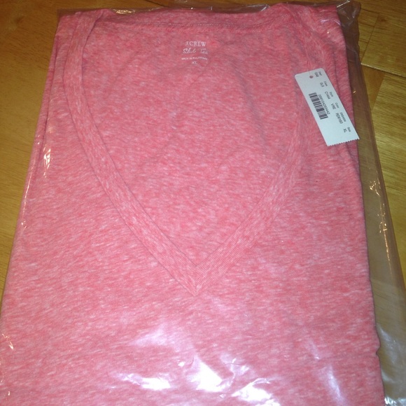 NWT J.Crew V-neck pink t shirt in slub cotton - Picture 3 of 3