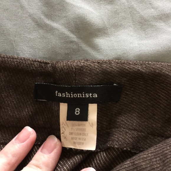 Brown Dress Pants. Size 8. Excellent condition. - Picture 2 of 4