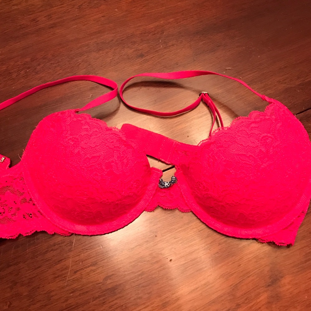 Hot pink lace gilly hicks padded bra