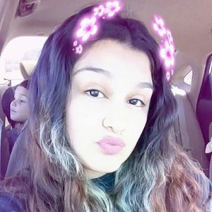 Meet your Posher, Hayley