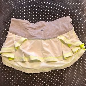 Lululemon skirt.