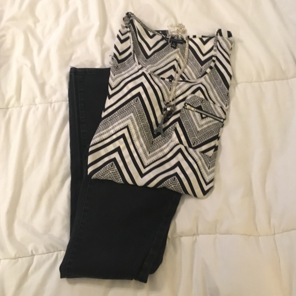 ⚡️⚡️Final $ ⬇️⚡️⚡️Hi Low Signature Studio Tank NWT - Picture 3 of 4