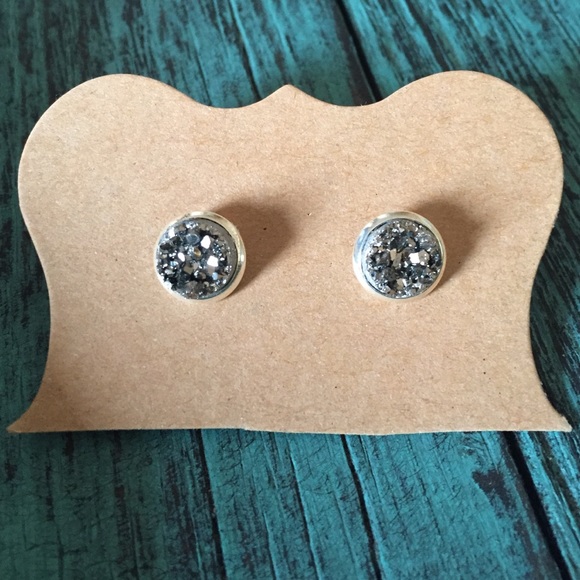 Gunmetal Faux Druzy Earring - Picture 1 of 4