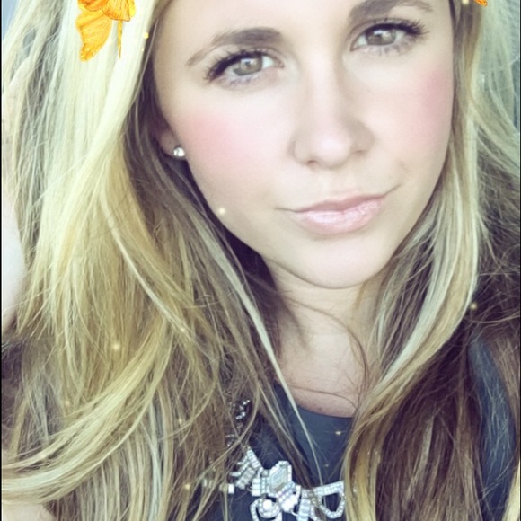 Meet your Posher, Brandi - Picture 1 of 1