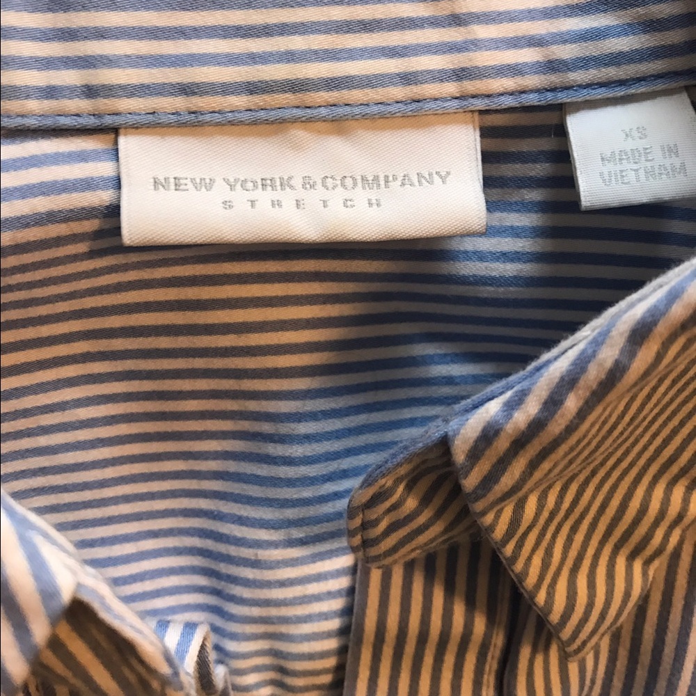 3/4 sleeve button down dress shirt