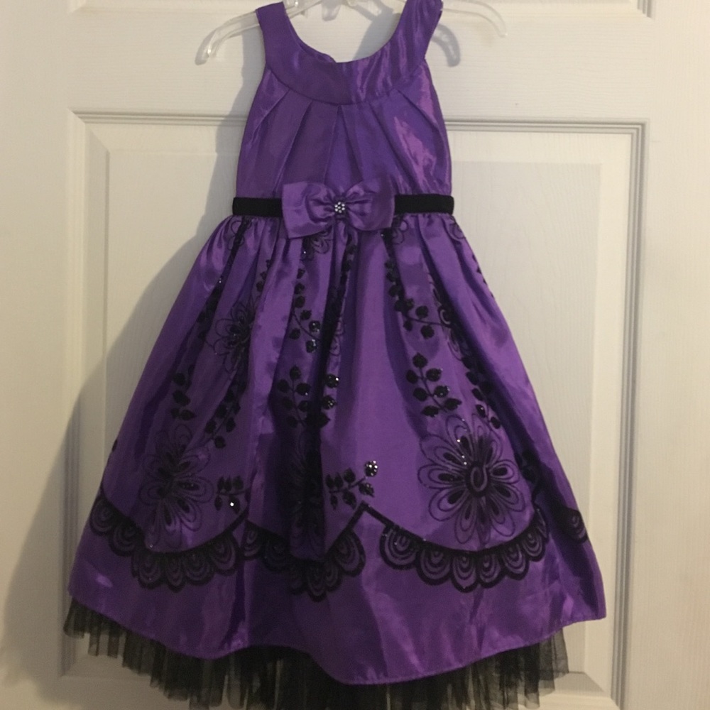 Girls Size 4T Dress