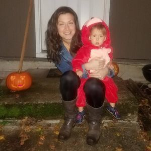 Meet your Posher, Elizabeth