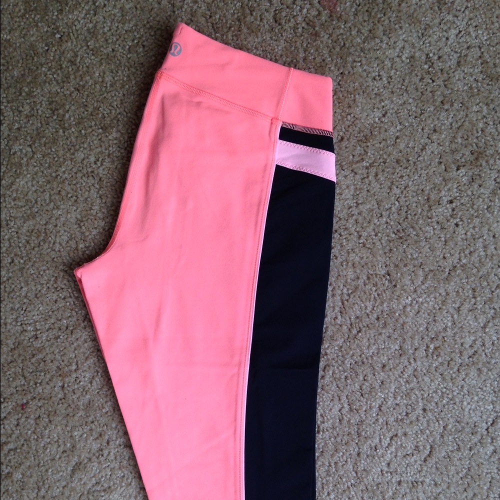 Lululemon Heat it Up Crop!!