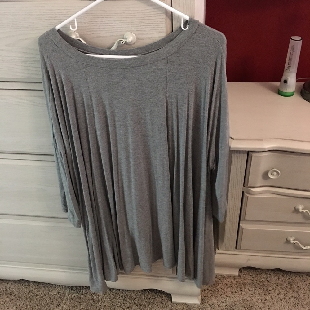 Large gray boutique shirt
