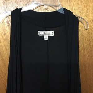 Black Decree Vest L with pockets!