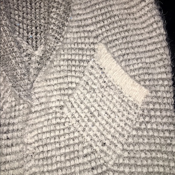 XOXO | cozy wrap sweater - Picture 3 of 3