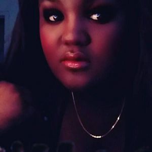 Meet your Posher, Celine