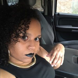Meet your Posher, Courtney