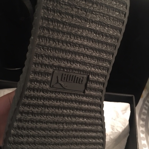 Rihanna Fenty Puma - Picture 3 of 4