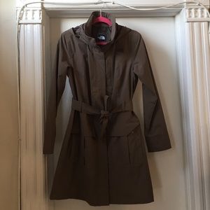 Like new north face rain jacket